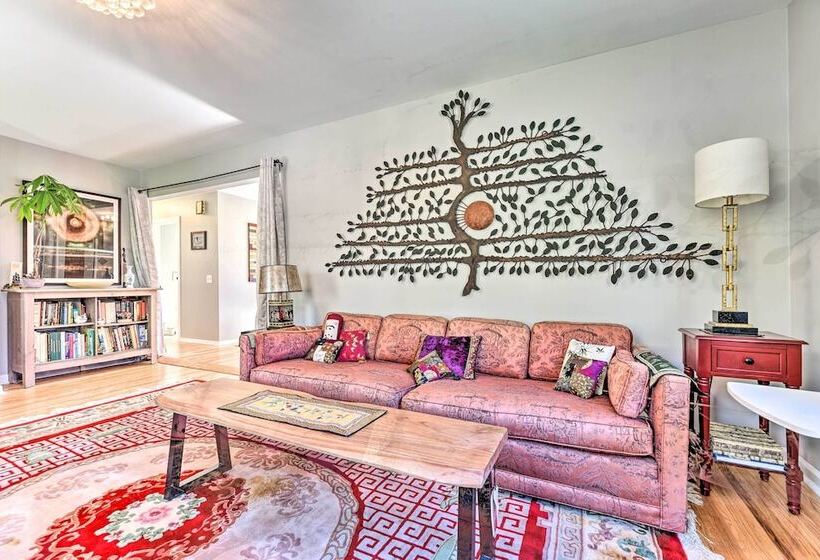 Pittsford Trolley Home Near Erie Canal!