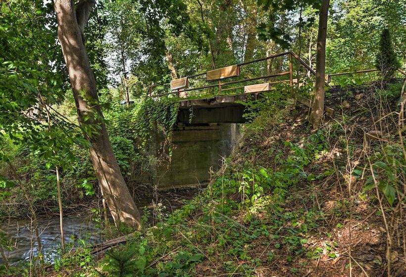 Pittsford Trolley Home Near Erie Canal!