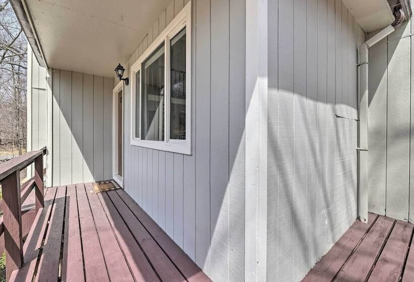 < 2 Mi To Dresser Lake: Home W/ Pool Access!