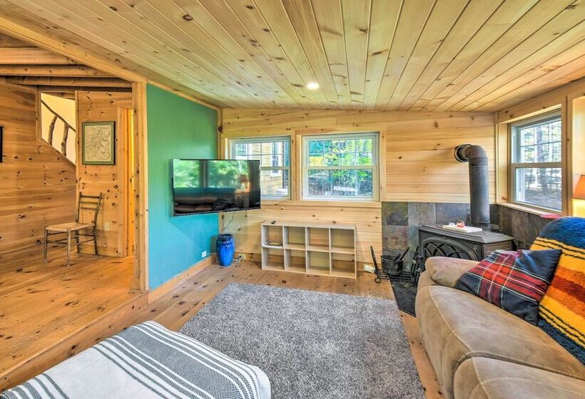 Private Sunapee Getaway: 2 Mi To Ledge Pond!