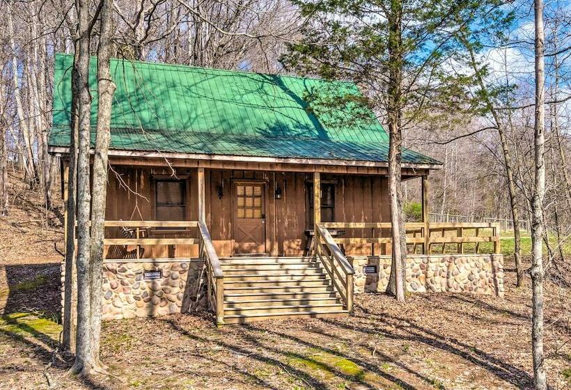 Quaint Lakeside Cabin W/ Pond & Fire Pit!