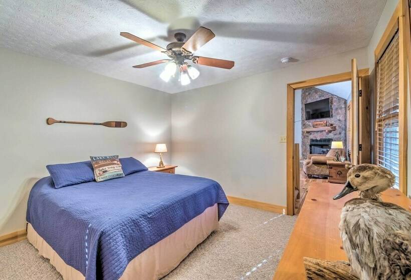 Quaint Lakeside Cabin W/ Pond & Fire Pit!