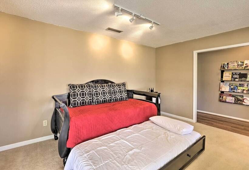 Quiet Dothan House With Fenced Yard + Fire Pit!