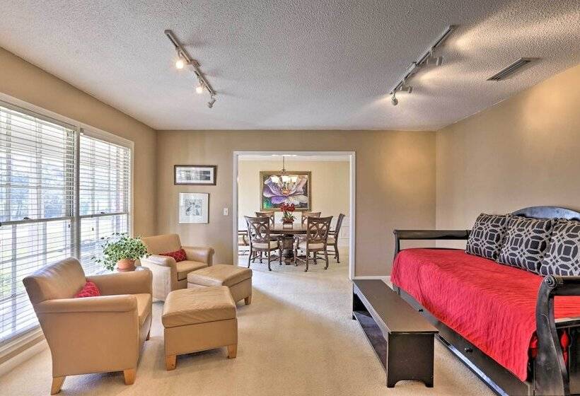 Quiet Dothan House With Fenced Yard + Fire Pit!