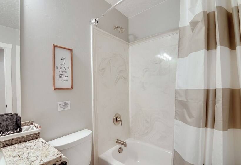 Ranch Escape W/ Patio ~ 21 Mi To Bryce Canyon