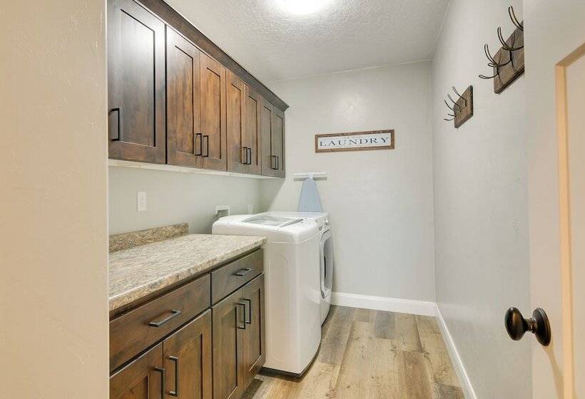 Ranch Escape W/ Patio ~ 21 Mi To Bryce Canyon