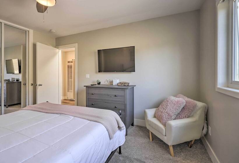 Remodeled Home W/ Spa & Deck: Walk To Dillon Beach