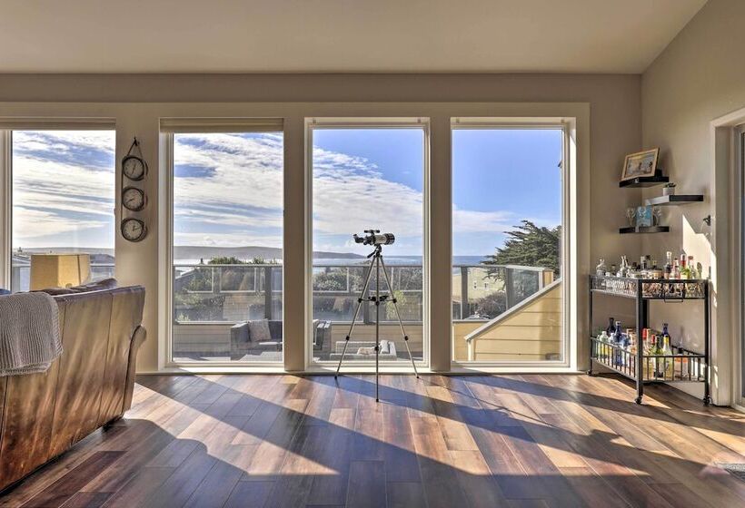 Remodeled Home W/ Spa & Deck: Walk To Dillon Beach