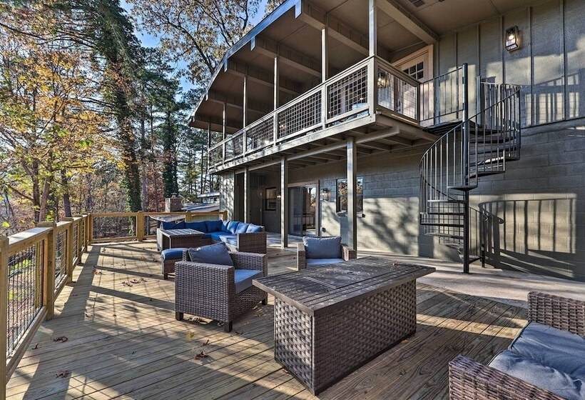 Renovated Bella Vista Retreat < 2 Mi To Golf!