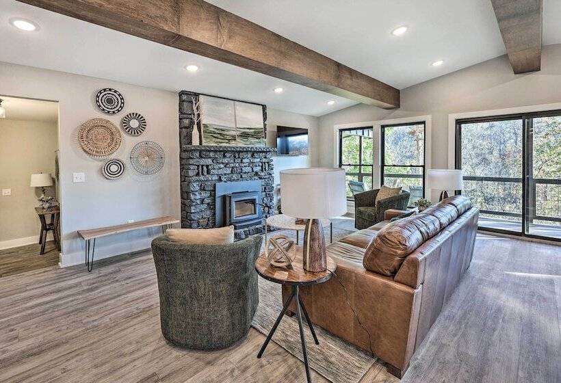 Renovated Bella Vista Retreat < 2 Mi To Golf!