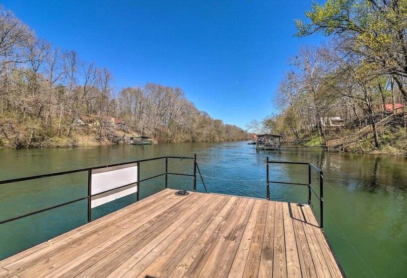 Riverfront Heber Springs Home With Dock & Slip!