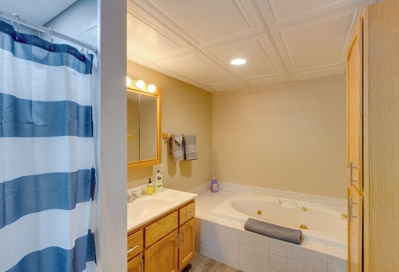 Riverfront Shawano Home W/ Private Backyard!