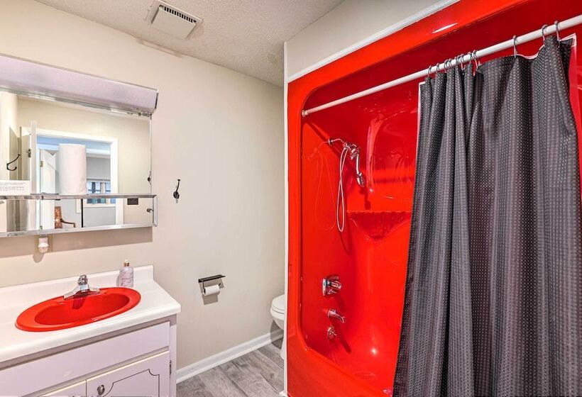 Roan Mountain Creekside Cabin: Hike & Fish!