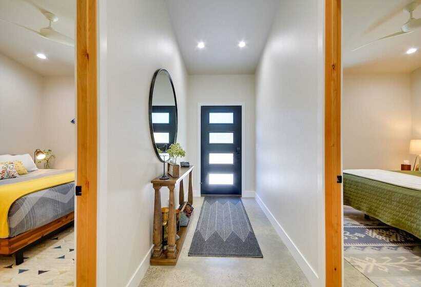 Rock Creek Retreat: Creekside Cabin Near Red Lodge