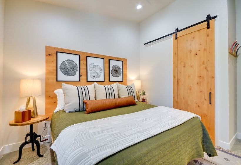 Rock Creek Retreat: Creekside Cabin Near Red Lodge