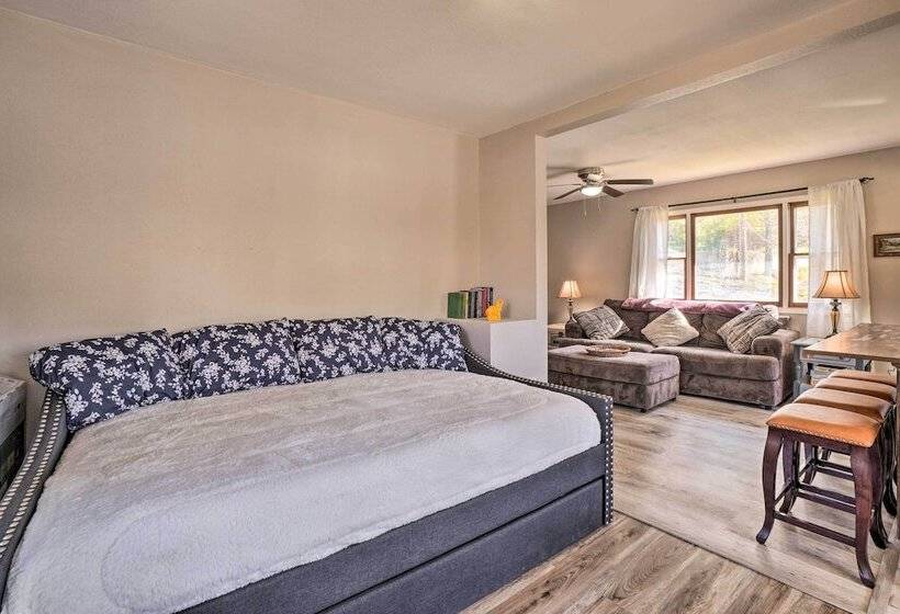 Rockaway Beach House W/ Fire Pit & River View!