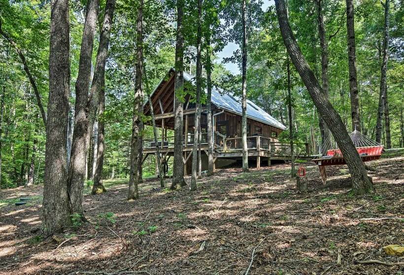 Romantic Asheville Area Cabin W/ Deck & Hot Tub!