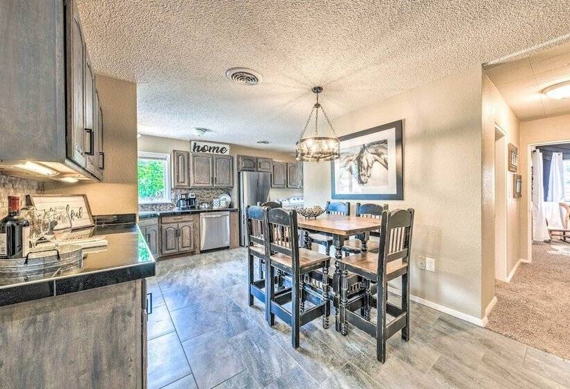 Ruidoso Home W/ Patio, Walk To Restaurants!