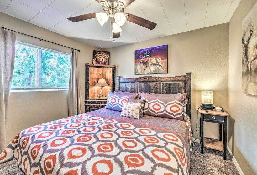 Ruidoso Home W/ Patio, Walk To Restaurants!