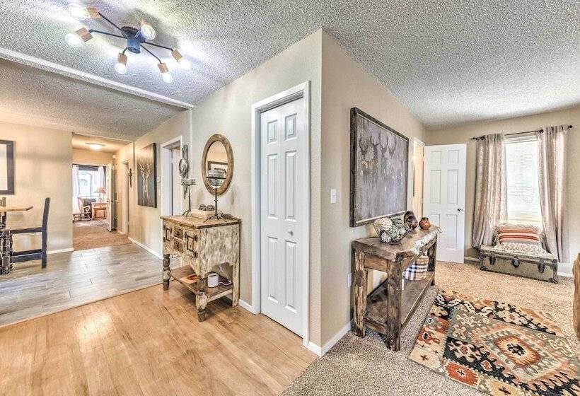 Ruidoso Home W/ Patio, Walk To Restaurants!