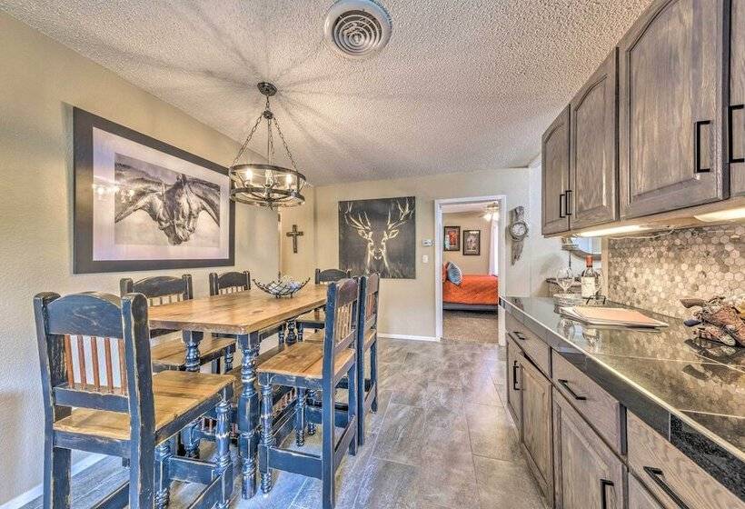 Ruidoso Home W/ Patio, Walk To Restaurants!