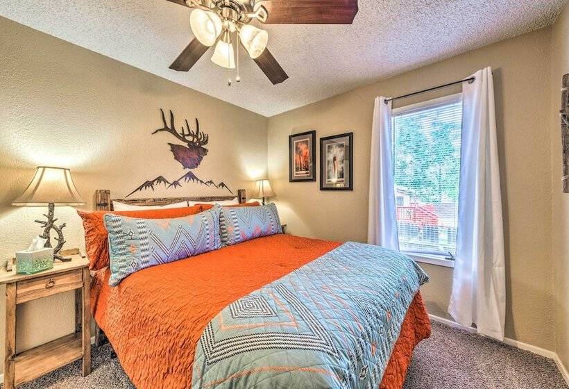 Ruidoso Home W/ Patio, Walk To Restaurants!