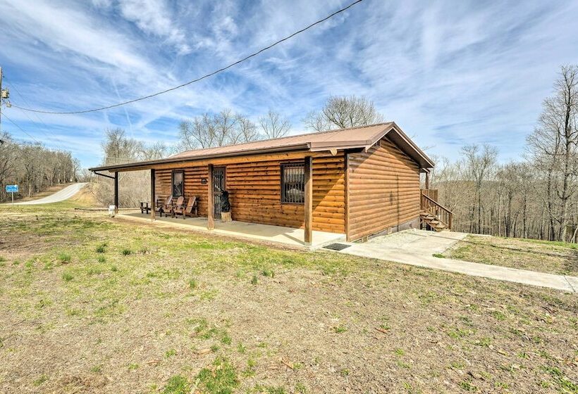 Rustic Cabin In Roaring River State Park!