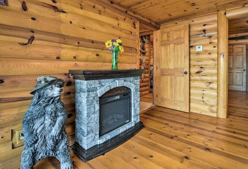 Rustic Cabin In Roaring River State Park!