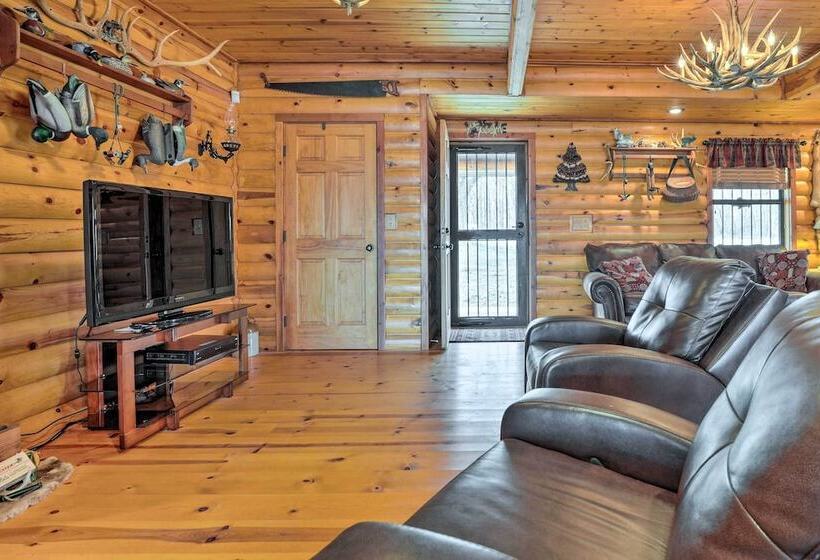Rustic Cabin In Roaring River State Park!
