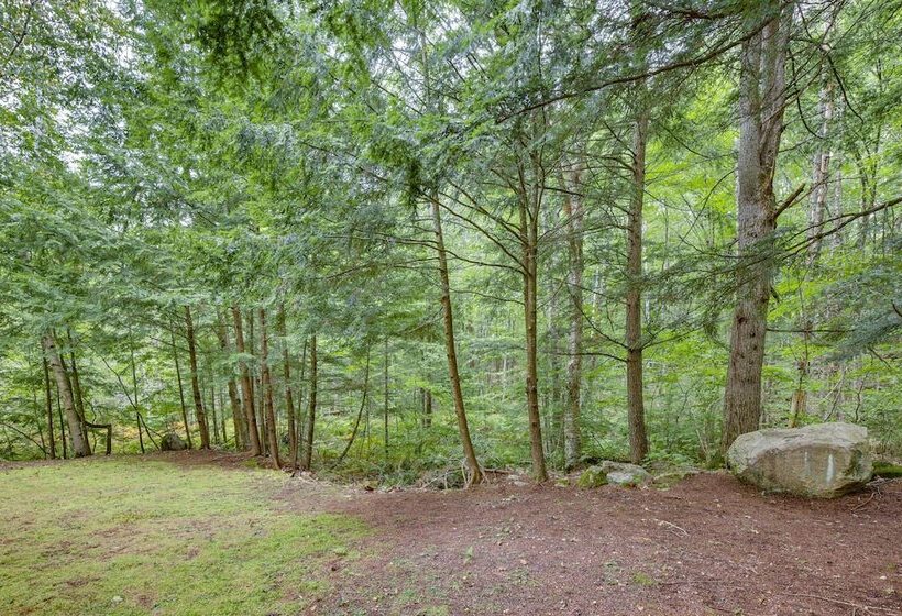 Rustic, Cozy Cabin W/ Easy Ski And Beach Access!