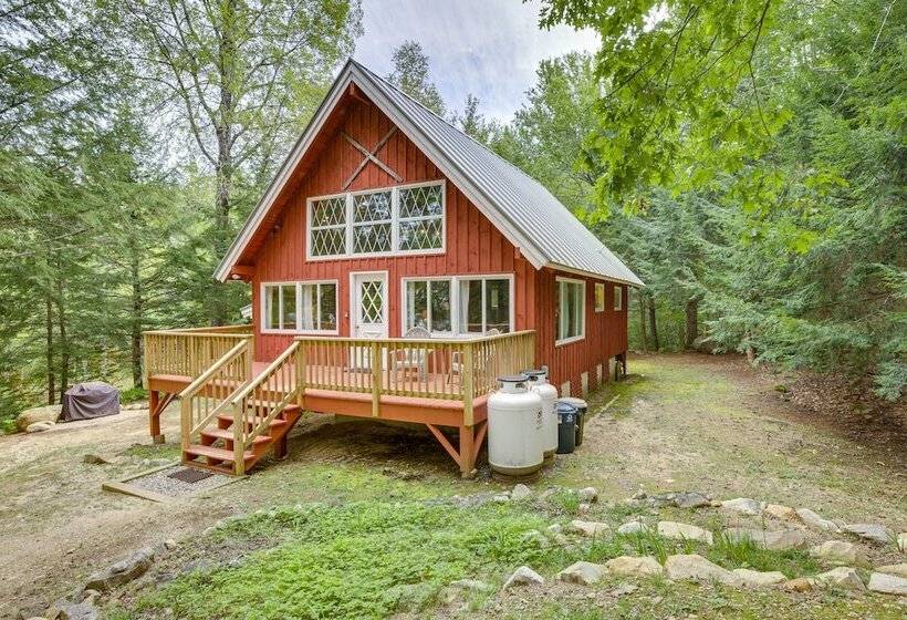 Rustic, Cozy Cabin W/ Easy Ski And Beach Access!