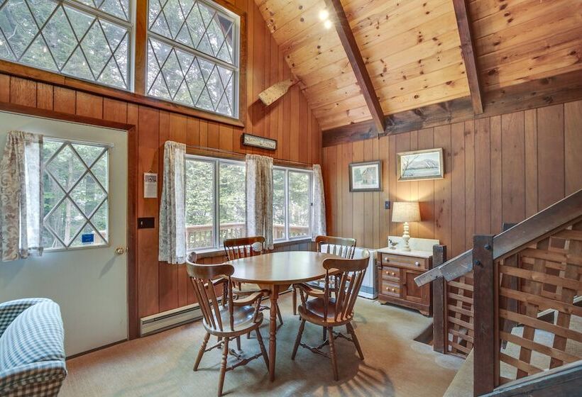 Rustic, Cozy Cabin W/ Easy Ski And Beach Access!