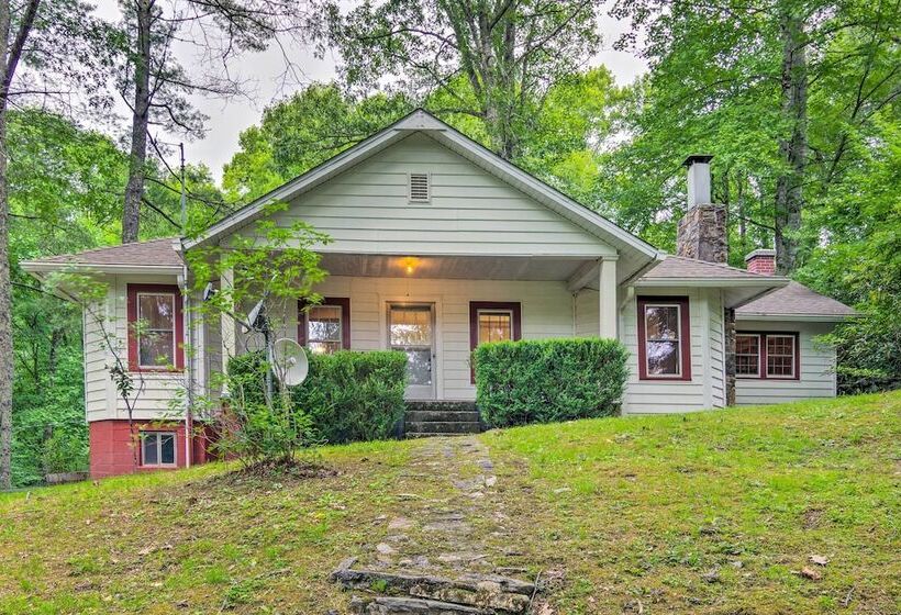 Rustic Linville Falls Cottage W/ Fire Pit!