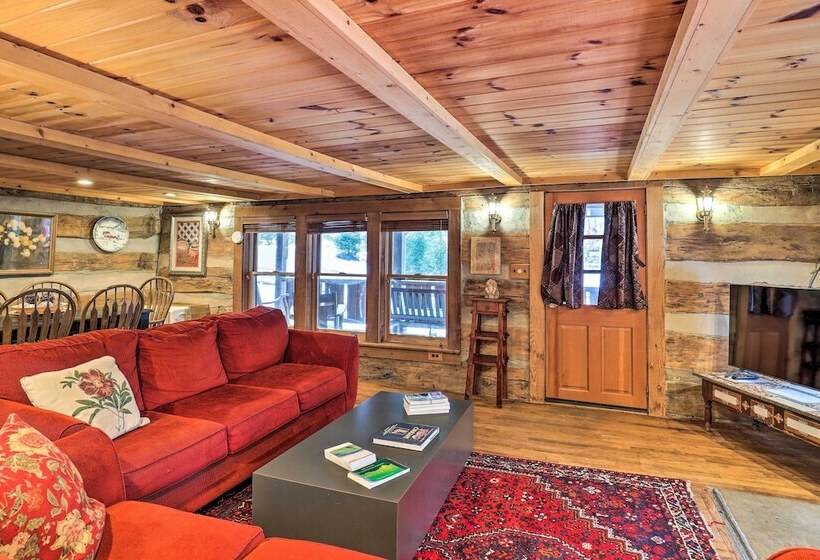 Mars Hill Ski Resort Cabin: 20 Miles To Asheville!