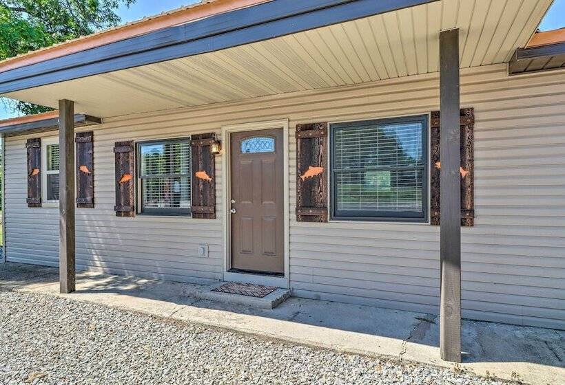 Arkansas Fishing Getaway: Near Norfork River!