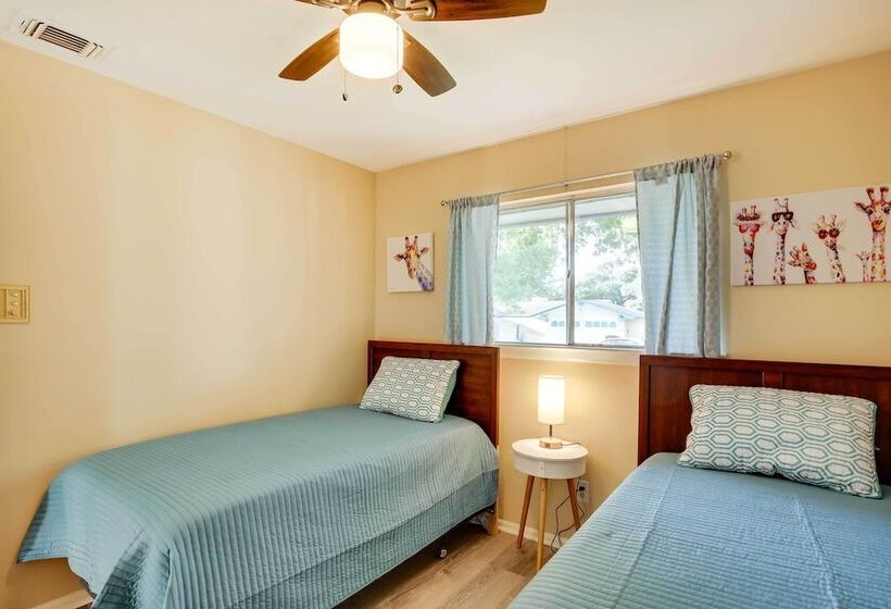 San Antonio Home: Near Nature, Parks & Trails