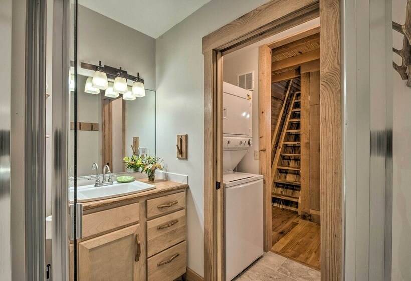 Sawyers Cabin W/ Hot Tub In Blue Ridge Mtns!