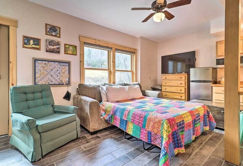 Sawyers Cabin W/ Hot Tub In Blue Ridge Mtns!