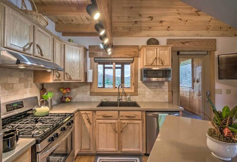 Sawyers Cabin W/ Hot Tub In Blue Ridge Mtns!