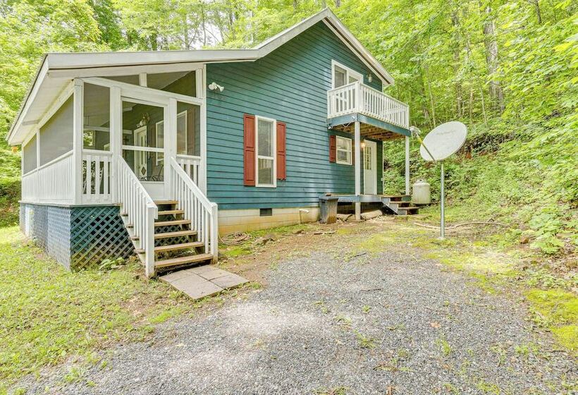 Secluded Cabin W/ Porch   7 Miles To Lake Chatuge!
