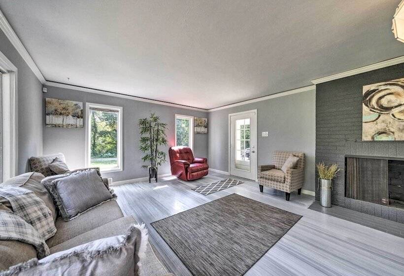 Secluded Florissant Home W/ Private Hot Tub!