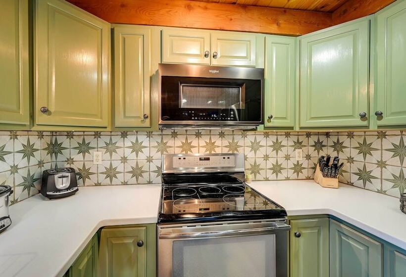 Secluded Garden Valley Cabin W/ Deck & Views!