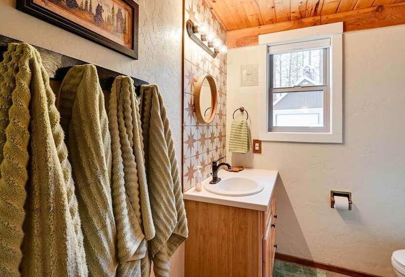 Secluded Garden Valley Cabin W/ Deck & Views!