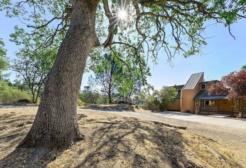 Luxury Retreat In Natl Forest Near Lakes & Trails