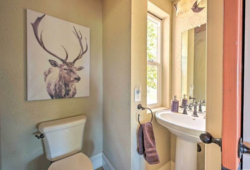 Luxury Retreat In Natl Forest Near Lakes & Trails