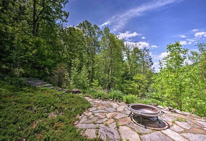 Secluded Lenoir Cabin: 4 Mi To Dtwn Blowing Rock