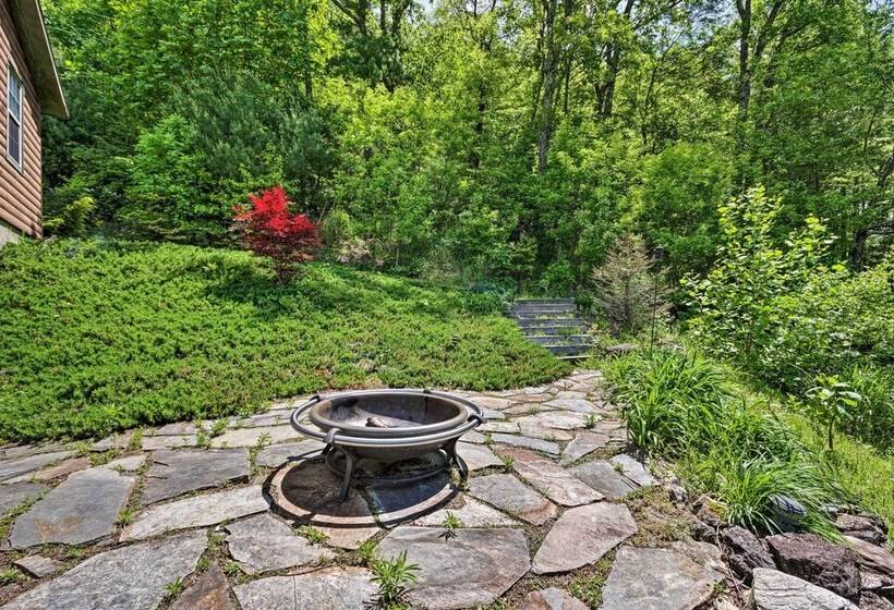 Secluded Lenoir Cabin: 4 Mi To Dtwn Blowing Rock