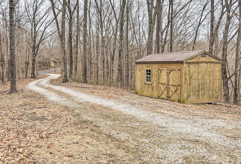 Serene Bloomington Home: Deck & Forest Views