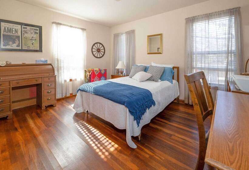 Serene, Country Retreat ~ 12 Mi To Main St!