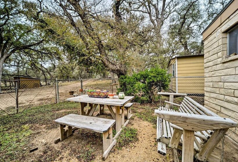 Serene, Country Retreat ~ 12 Mi To Main St!